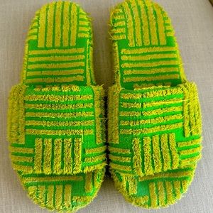 Bottega Veneta Resort Sponge Slides